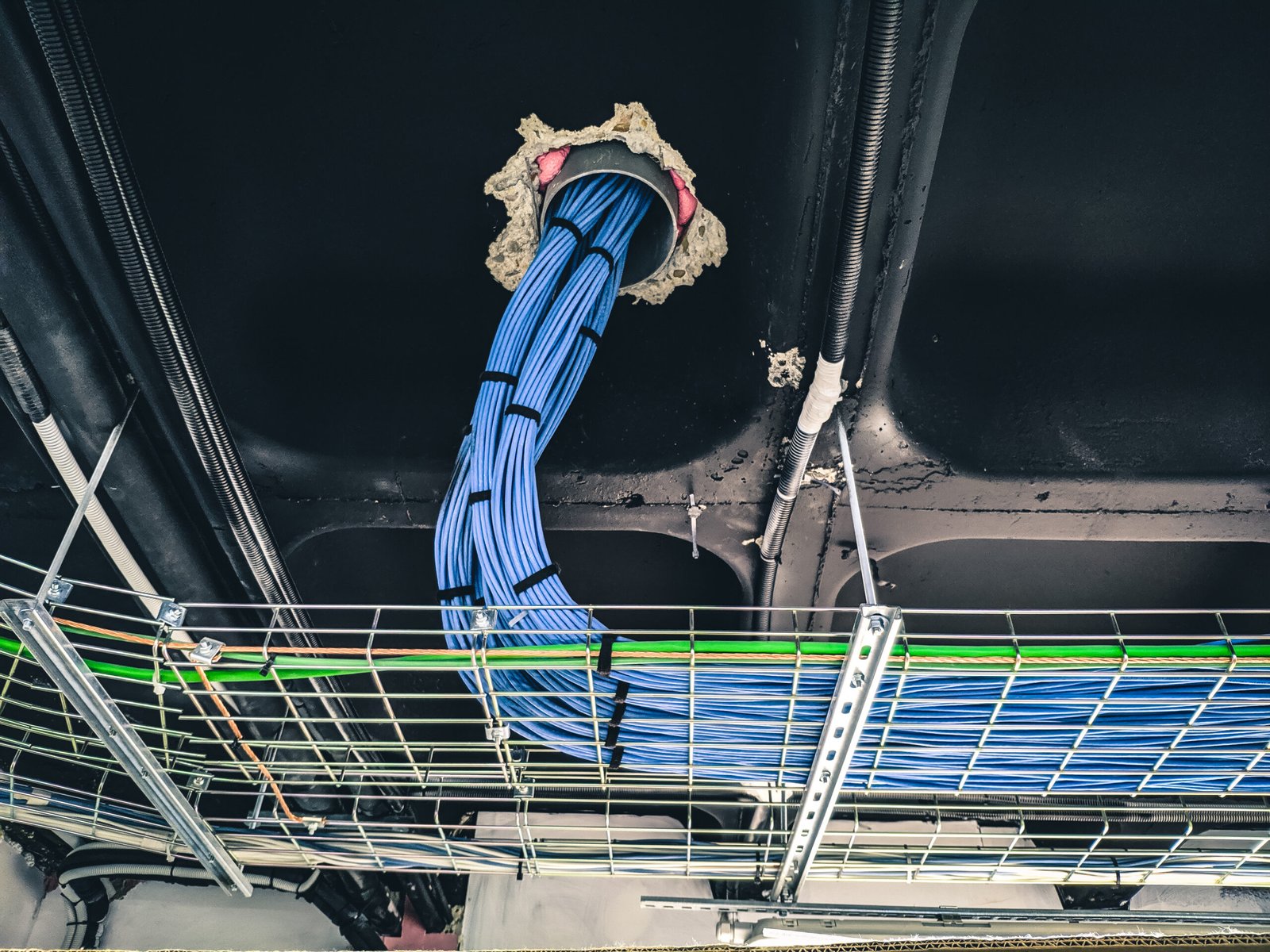 electric trays for electrical and data cabling on site